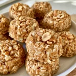 No Bake Peanut Butter Oat Dog Treats